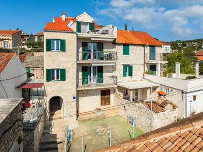Zgrada u kojoj se nalazi apartman