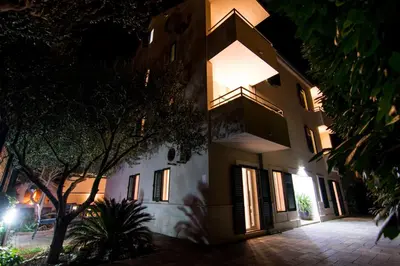Zgrada u kojoj se nalazi apartman