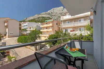 Pogled na planine ili pogled na planine iz apartmana