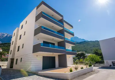 Pogled na planine ili pogled na planine iz apartmana