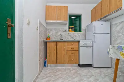 Kuhinja ili čajna kuhinja u objektu Vacation House, PARKING INCLUDED, Lovrecina