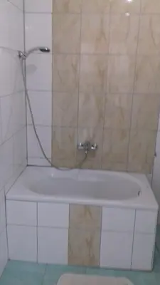 Kupaonica u objektu APARTMANI LAŠTRO