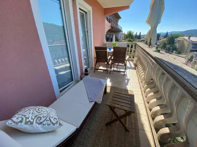 Balkon ili terasa u objektu Apartmani Perić