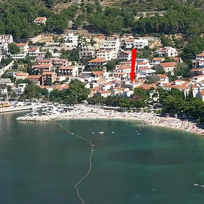 Apartments by the sea Baska Voda