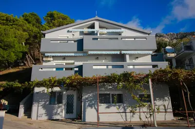 Zgrada u kojoj se nalazi apartman