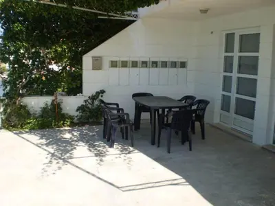 Popločani dio dvorišta ili vanjski dio objekta Apartments Z