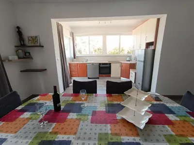 Kuhinja ili čajna kuhinja u objektu Apartments Solta