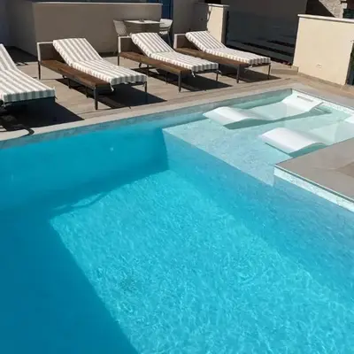 Villa de Blue-Rooftop pool & Jacuzzi