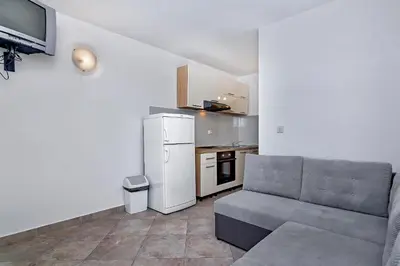 Kuhinja ili čajna kuhinja u objektu Apartmani Nikola