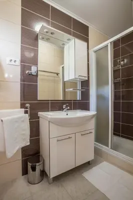 Kupaonica u objektu Apartments Bezmalinović 2
