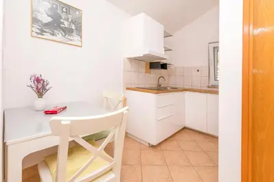 Kuhinja ili čajna kuhinja u objektu Apartments Mir