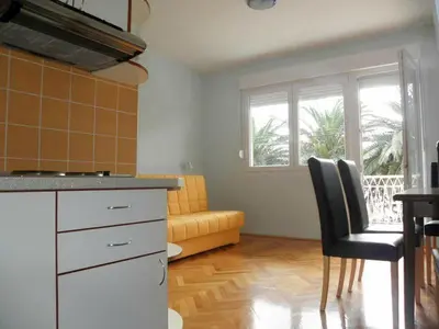 Kuhinja ili čajna kuhinja u objektu Apartment in Duce with sea view, terrace, air conditioning, Wi-Fi (4166-2)