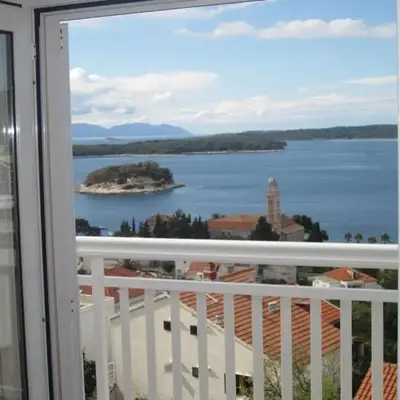 Apartment in Hvar town with sea view