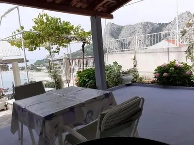Pogled na planine ili pogled na planine iz apartmana