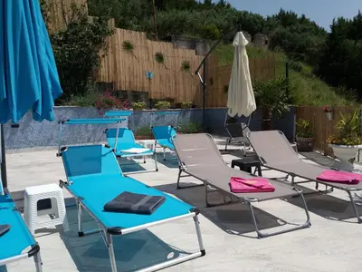 Bazen u objektu Villa Blue View ili u blizini