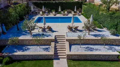 Bazen u objektu Puteus Palace Heritage Hotel ili u blizini