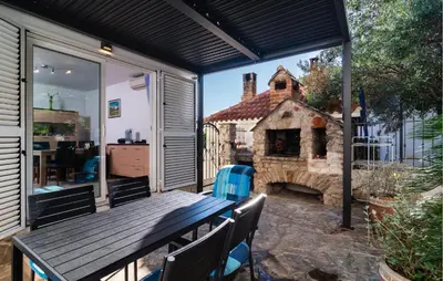 Zgrada u kojoj se nalazi apartman