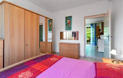 Krevet ili kreveti u jedinici u objektu Two-Bedroom Apartment In Supetar
