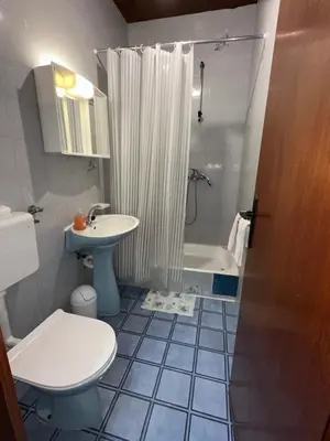 Kupaonica u objektu Apartmani Jurica i Ankica