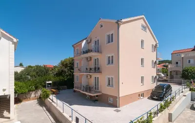 Zgrada u kojoj se nalazi apartman