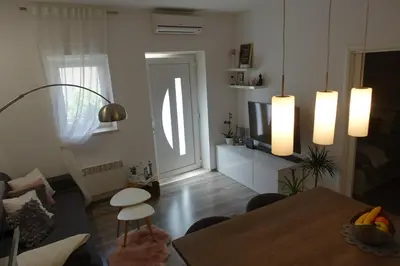 Kuhinja ili čajna kuhinja u objektu Apartman Maja