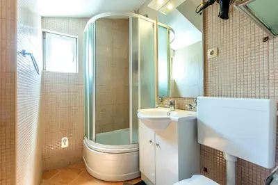 Kupaonica u objektu Janus apartments
