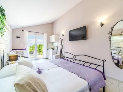Krevet ili kreveti u jedinici u objektu Holiday Home Villa Mutnik by Interhome