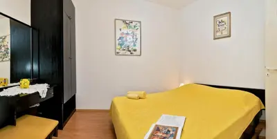 Krevet ili kreveti u jedinici u objektu Apartment in Bol with Terrace, Air condition, WIFI, Dishwasher (3758-1)