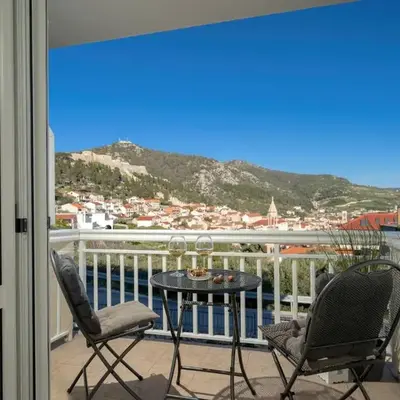 Longin Guesthouse - ZF Hvar