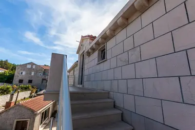 Zgrada u kojoj se nalazi apartman