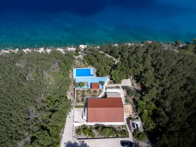 Bazen u objektu Villa Serenity ili u blizini