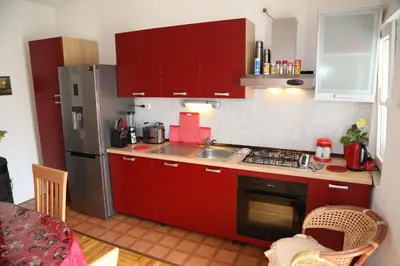 Kuhinja ili čajna kuhinja u objektu Apartment Tomi