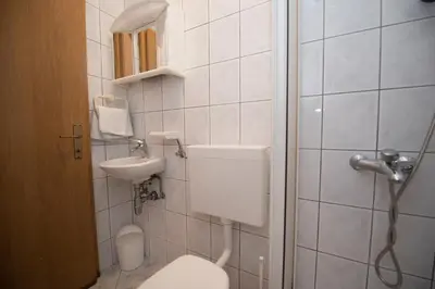 Kupaonica u objektu Apartments with parking space Brela, Makarska - 16603