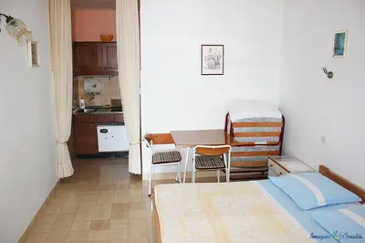 Kuhinja ili čajna kuhinja u objektu Apartment in Pisak with sea view, terrace, air conditioning, Wi-Fi (4722-2)