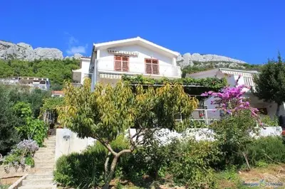 Pogled na planine ili pogled na planine iz apartmana