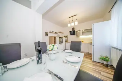 Kuhinja ili čajna kuhinja u objektu Apartman Mate