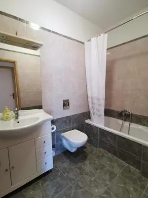 Kupaonica u objektu Big and Spacious Apartment in the heart of Omiš