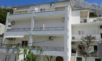 Pogled na planine ili pogled na planine iz apartmana