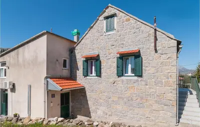 Zgrada u kojoj se nalazi apartman