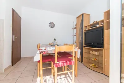 Kuhinja ili čajna kuhinja u objektu Apartment Luka