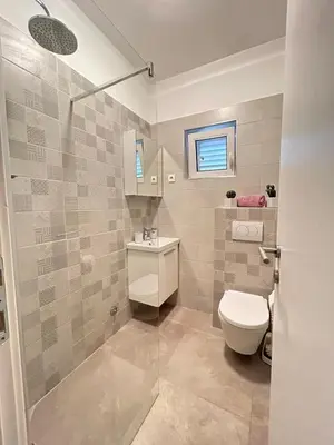 Kupaonica u objektu Apartment Luka