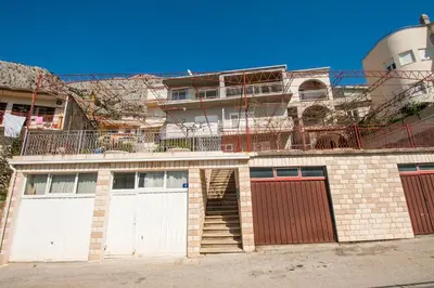 Zgrada u kojoj se nalazi apartman