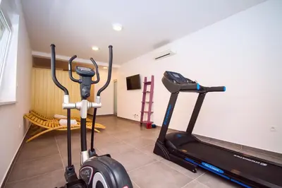 Fitness centar i/ili fitness sadržaji u objektu Villa Tela