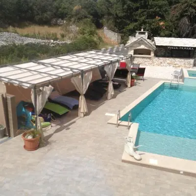 Bazen u objektu Villa Tamara,3 heated Pools, Entire Villa for sole use ili u blizini