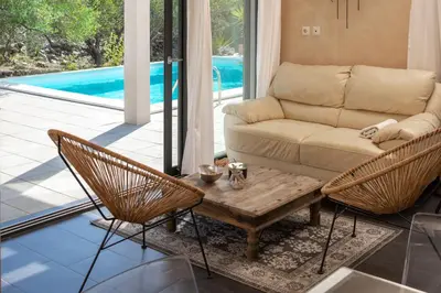 Bazen u objektu Mai's Villa ili u blizini