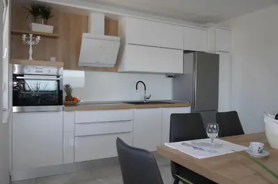 Kuhinja ili čajna kuhinja u objektu Luxury Apartments Beach