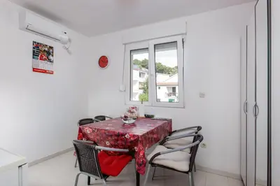 Tlocrt objekta Apartments by the sea Duce, Omis - 16877