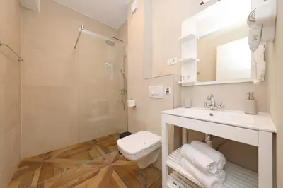 Kupaonica u objektu Apartments REDSTONE luxury apartments