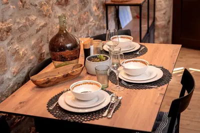 Pića u objektu Heritage Stone House Retreat -Free parking