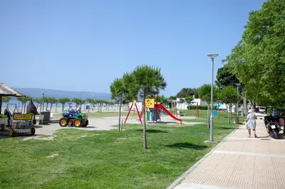 Dječje igralište u objektu AP PUNTA next to sandy beach, apartment with garden